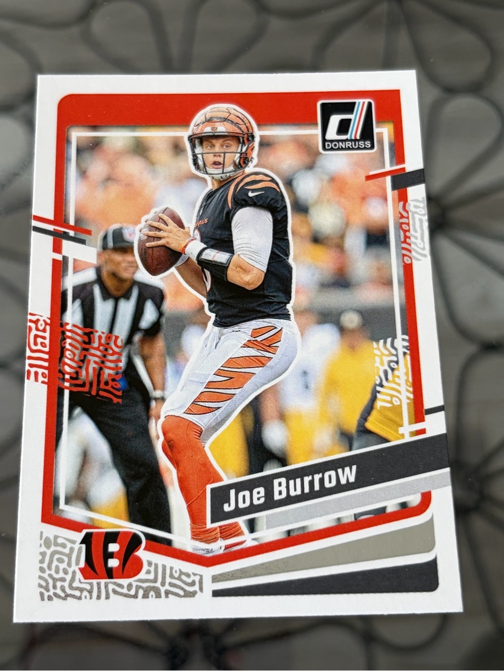 Joe Burrow 2023 Panini Cincinnati Bengals NFL Football Card